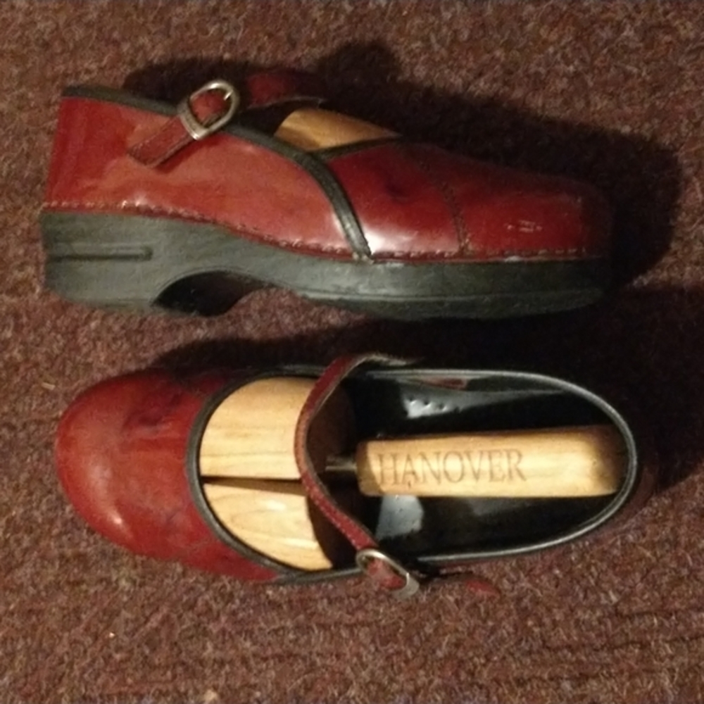BJORK MARCELLA Mary Jane Strap Burgundy Red Italian Patent Leather Dansko Clogs